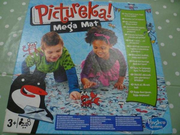 Image 3 of Hasbro Pictureka! Mega Mat Finding Game