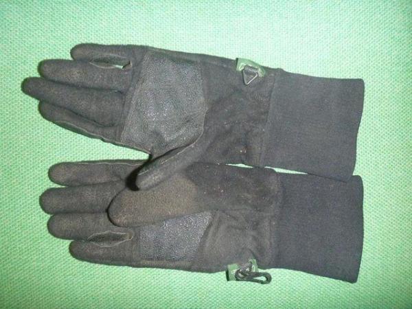 Image 3 of Horse: Riding Gloves waterproof small adult size as new