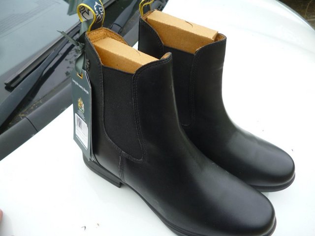 Preview of the first image of New Jodpur boots black leather size 6.