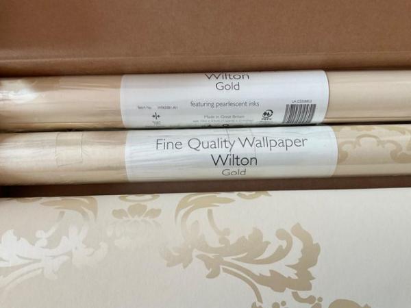 Image 2 of Laura Ashley pearlescent wallpaper