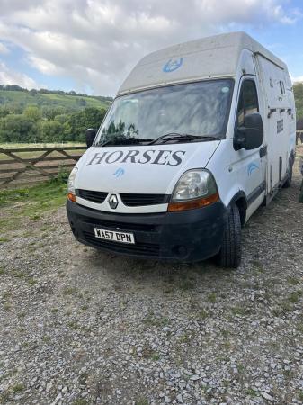 Image 3 of 3.5t horse box for sale
