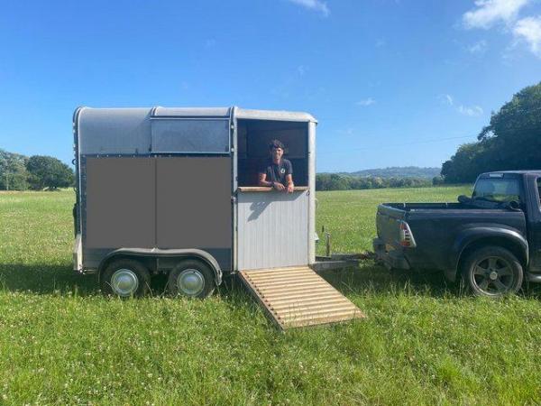 Image 6 of Ifor Williams mobile horse box bar catering trailer