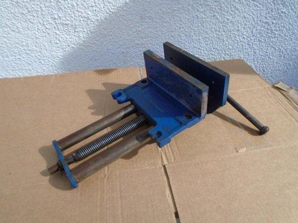 Image 1 of Record Woodworking Vice 7inch Jaws