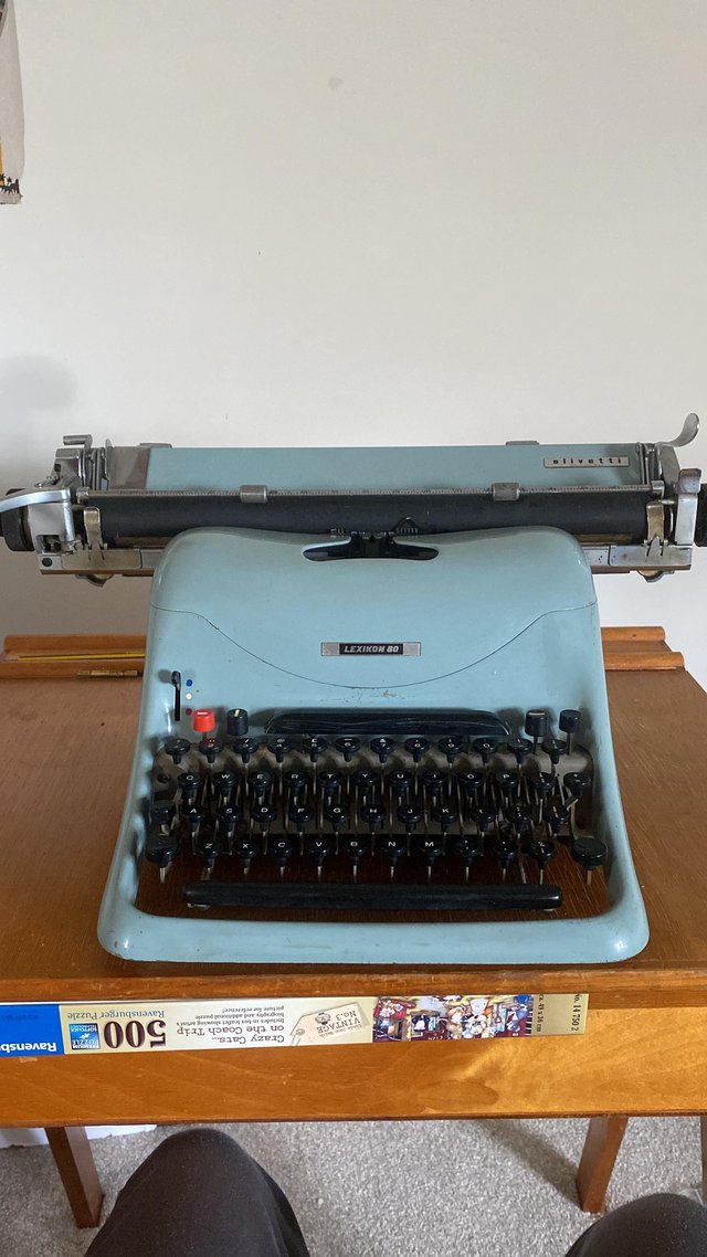 Preview of the first image of Vintage Olivetti Lexikon 80 Typewriter - Light Blue.