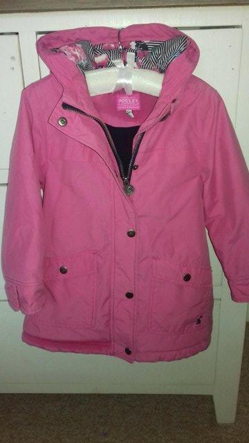 Preview of the first image of JOULES GIRLS COAT AGE 5 (rainproof & warm).