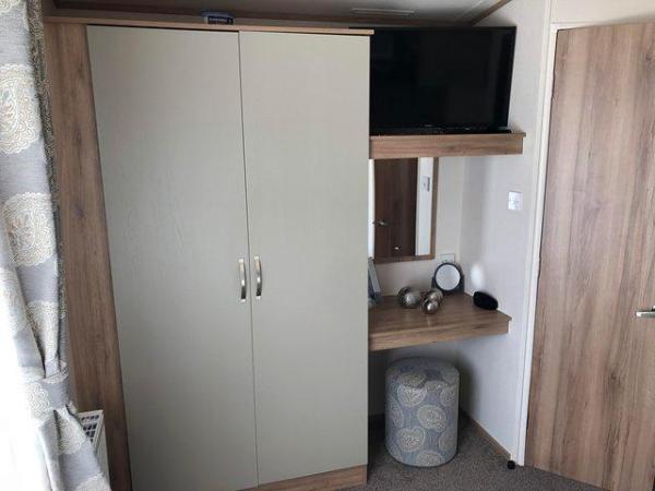 Image 9 of ABI OAKLEY 8 Berth USED BUT JUST LIKE NEW !