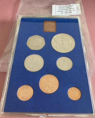 Image 1 of 1977 Silver Jubilee Annual Coin Set
