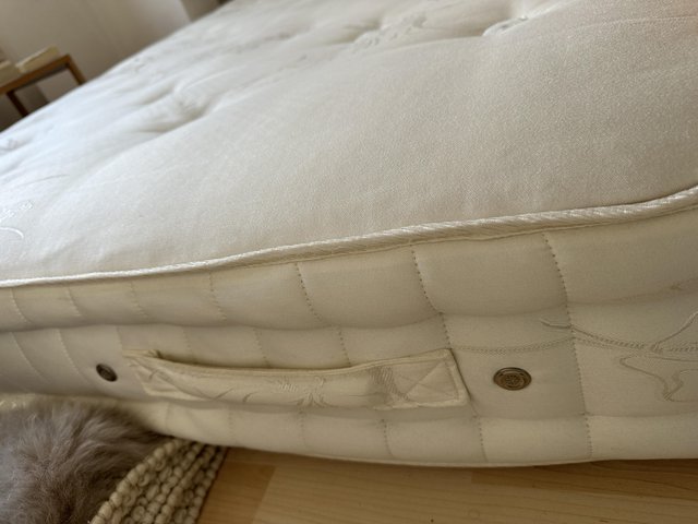 Preview of the first image of Luxury pocket sprung mattress King size.