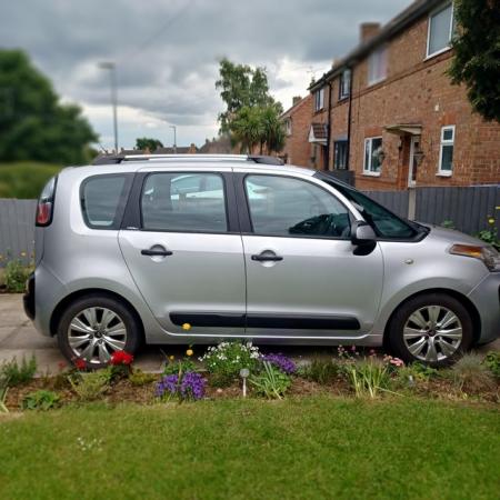 Image 2 of Exchange or sell CITROEN C3 PICASSO FOR MOTORBIKE