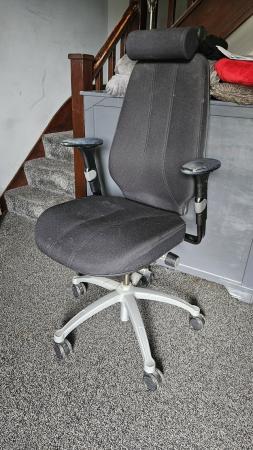 Image 3 of RH Logic 400 Ergonomic Office Chair