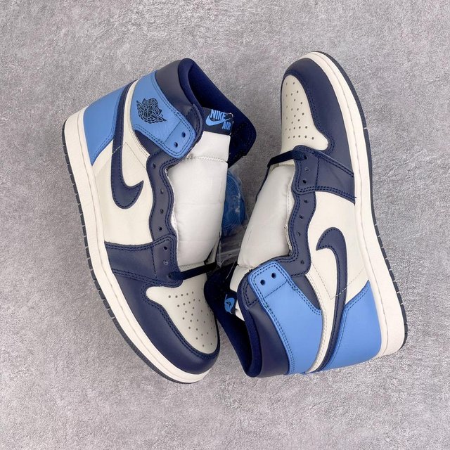 Preview of the first image of Air Jordan 1 Retro High Obsidian Mens.