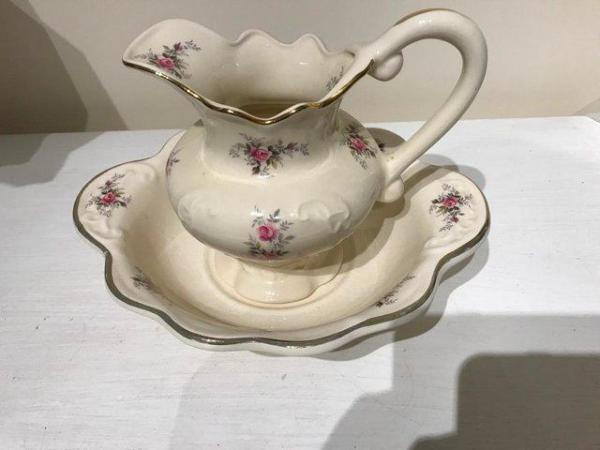Image 1 of Cream small jug and wash bowl with rose design