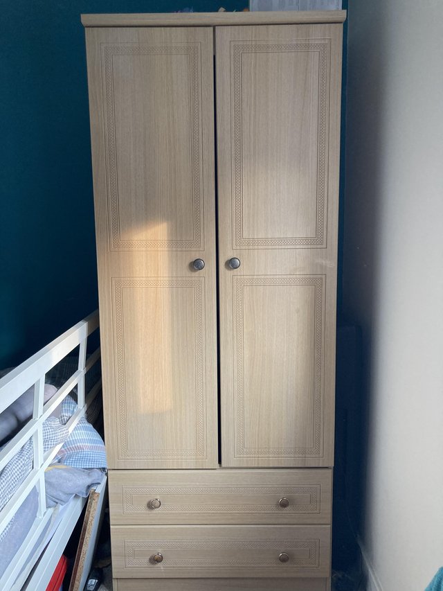 Preview of the first image of Oak single wardrobe great condition.