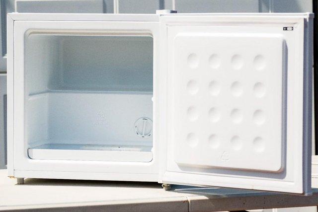 Preview of the first image of Mini Table Top Freezer - White Cookology MFZ32WH.