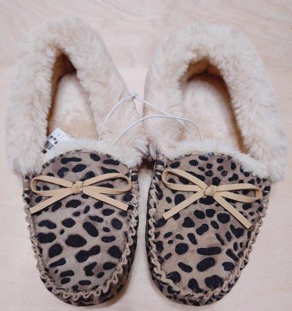 Image 1 of New NEXT Women's Leather Leopard Print Slippers UK 5 Collect