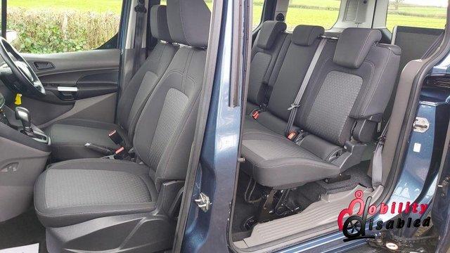 Image 30 of 2020 Ford Grand Tourneo Connect Automatic Wheelchair Access