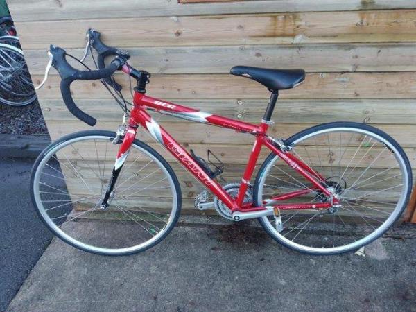 Image 1 of Giant OCR Road Bike - as new condition