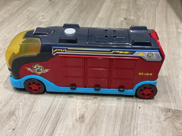 Image 1 of PAW PATROL MISSION CRUISER with one vehicle and figure.