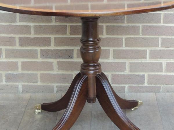 Image 4 of Mahogany Quality Foldable Centrepiece Table (UK Delivery)