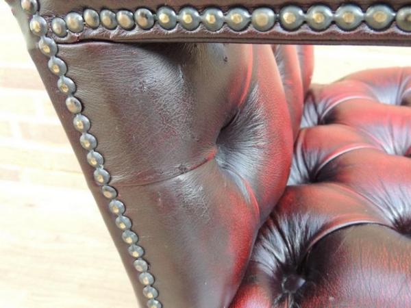 Image 24 of Gainsborough Chesterfield Ox Blood Chair (UK Delivery)