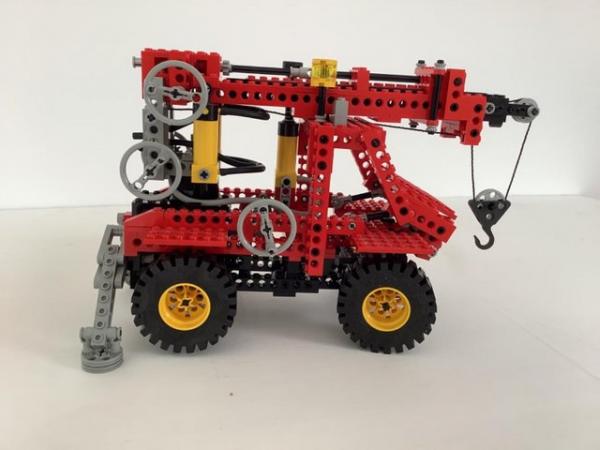 Image 3 of Lego Technic 8854 crane - vintage