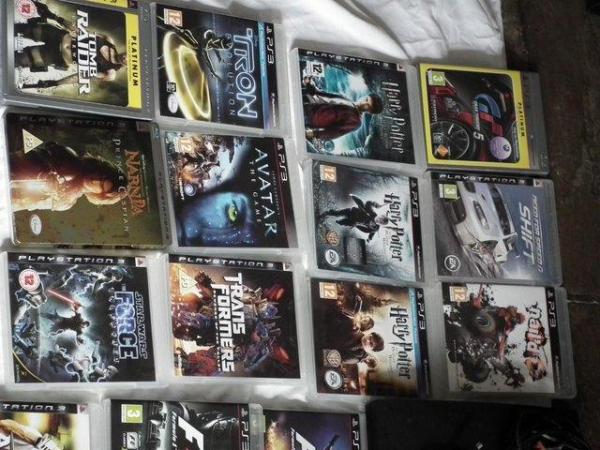 Image 5 of PS3 slim with 19 games, controllers etc