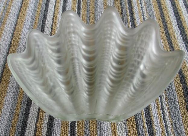 Image 2 of Vintage Clam Shell Art Deco Glass Shade Odeon
