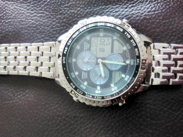 Image 2 of Accurist mens World Time Watch