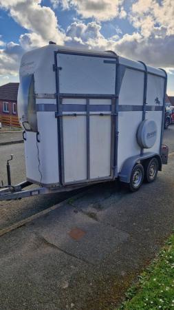 Image 2 of Bateson Deauville Horse Trailer