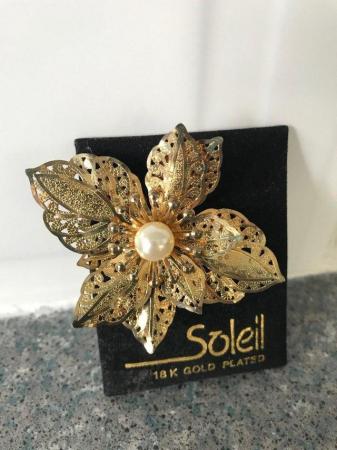 Image 2 of Soleil 18 k Gold Plated Brotch (Brand new)