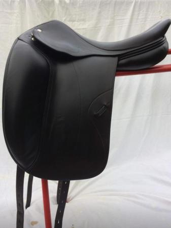 Image 1 of Amerigo Pinerolo Dressage saddle. 17.5 medium. Brown