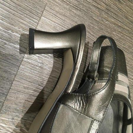 Image 2 of Ladies slingback leather sandals