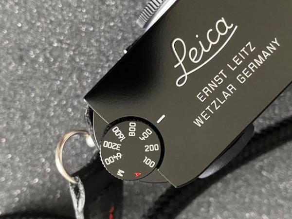 Image 2 of Leica M10R Black Paint