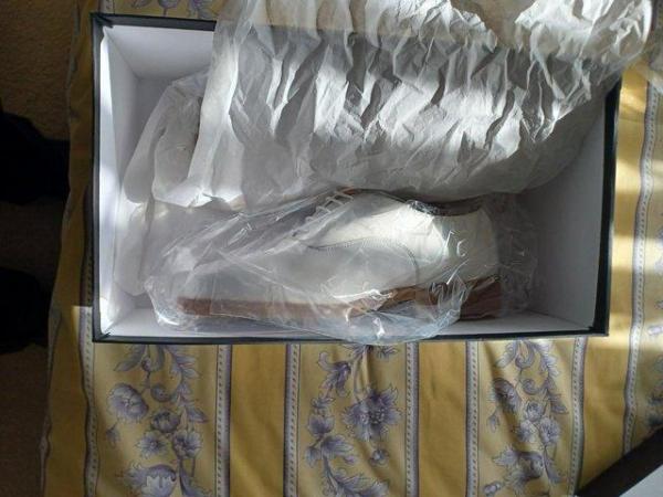 Image 1 of Giorgio Moure White Dress Shoes Size 6 still boxed as new