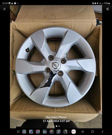 Image 3 of Alloy wheels full set no tyres