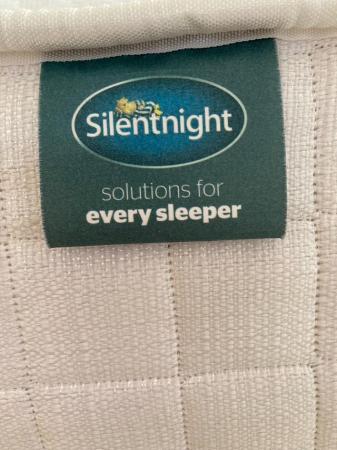 Image 2 of Silent night 1000 Pocket Luxury Single Mattress