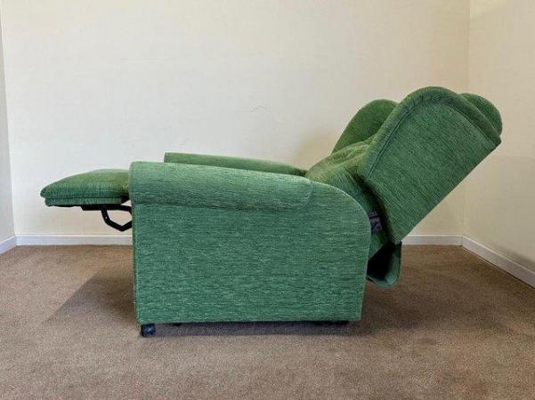 Image 11 of LUXURY ELECTRIC RISER RECLINER GREEN CHAIR ~ CAN DELIVER
