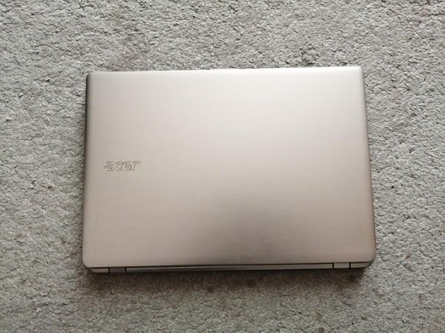 Preview of the first image of Acer Aspire V5-122P Touch Screen Laptop.