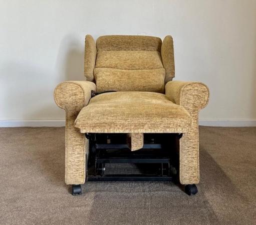 Image 8 of PETITE ELECTRIC RISER RECLINER GOLD CHAIR ~ CAN DELIVER