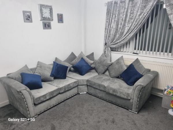 Image 1 of Brand new corner sofa grey