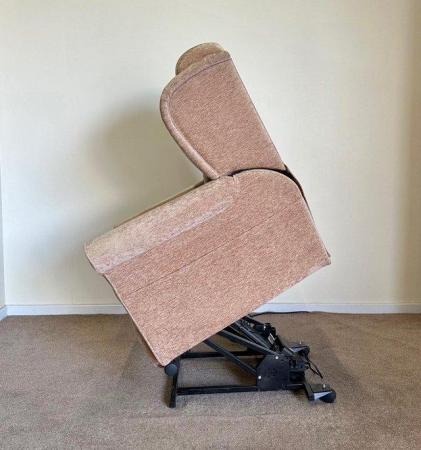 Image 13 of LUXURY ELECTRIC RISER RECLINER PINK CHAIR ~ CAN DELIVER