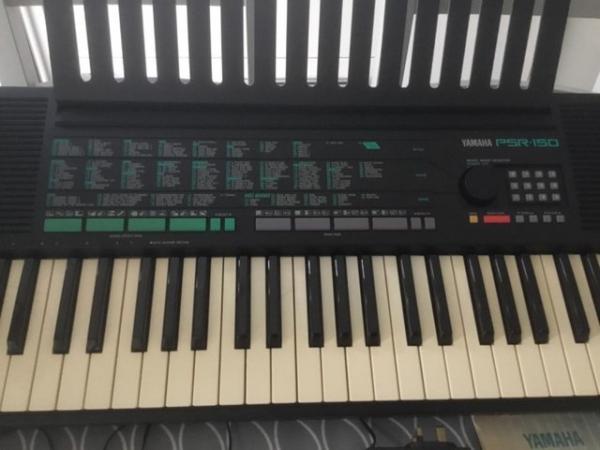 Image 3 of Yamaha PSR150 Keyboard used
