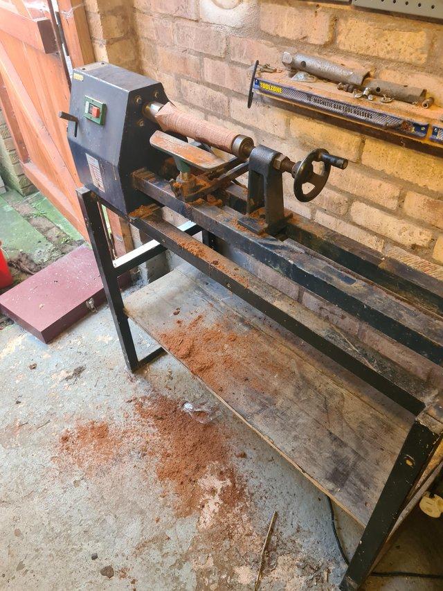 Preview of the first image of NAEROK WOOD TURNING LATHE BELT DRIVEN.