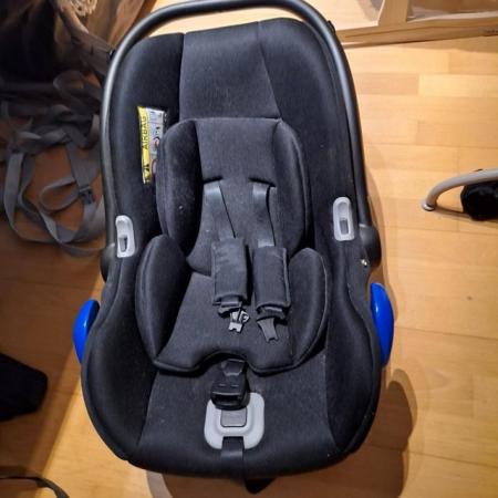 Image 2 of Insevio Dolphin 3-in-1 Travel System