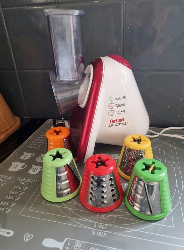 Preview of the first image of Tefal fresh express grater /slicer.