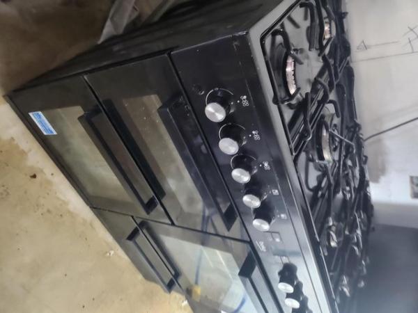 Image 3 of Beko KVDF100 double oven range cooker with 7 gas hob
