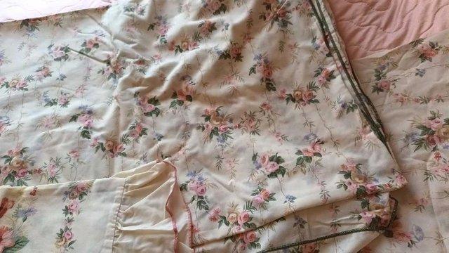 Preview of the first image of Dorma Country Diary Spring Bouquet Reversible floral Duvet.