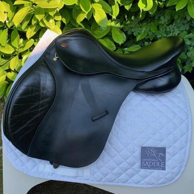 Preview of the first image of Kent & Masters 17 inch gp saddle.