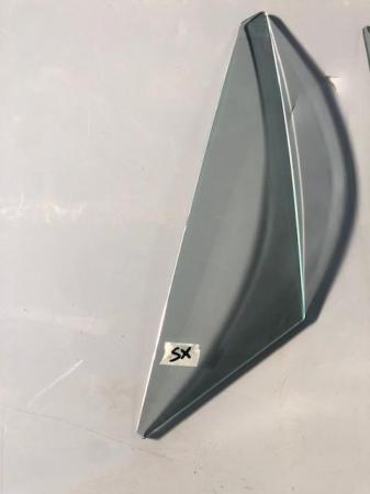 Image 3 of Front doors triangle windows for Lamborghini Espada s3