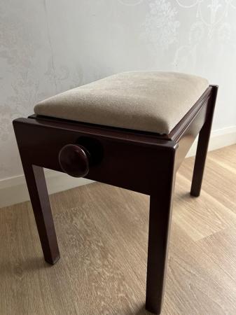 Image 2 of fully adjustable single piano stool